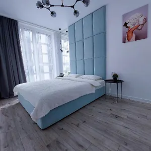  Апартаменты Avalon On Lypynskogo Street